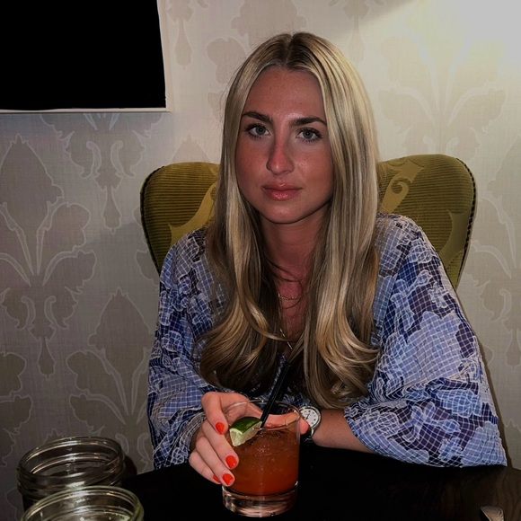 Meet your Posher, B - Picture 2 of 3